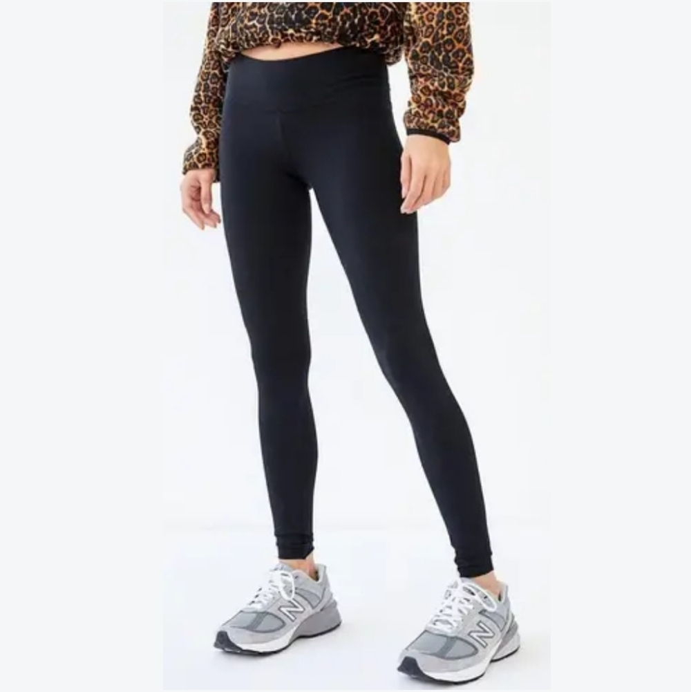 aritzia x Tna equator leggings 2 pair